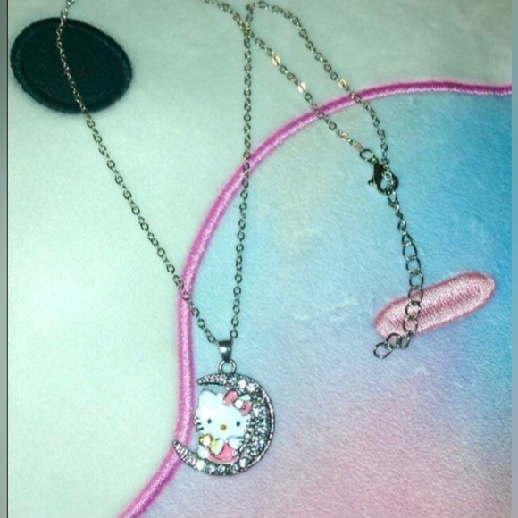 HELLO KITTY RHINESTONE CRESCENT MOON ROMANTIC NECKLACE gift christmas - Picture 2 of 4